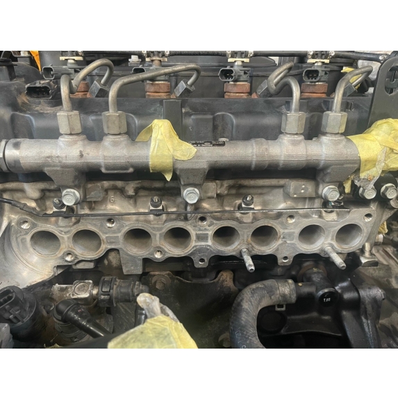 Vệ sinh carbon họng nạp cho Sedona