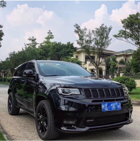 Bộ dụng cụ toàn thân Grand Cherokee SRT8. Nâng cấp  Grand Cherokee lên SR