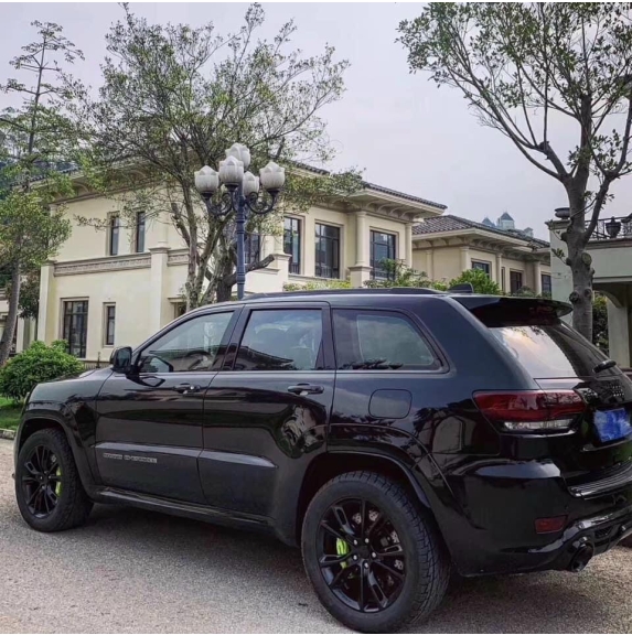Bộ dụng cụ toàn thân Grand Cherokee SRT8. Nâng cấp  Grand Cherokee lên SR