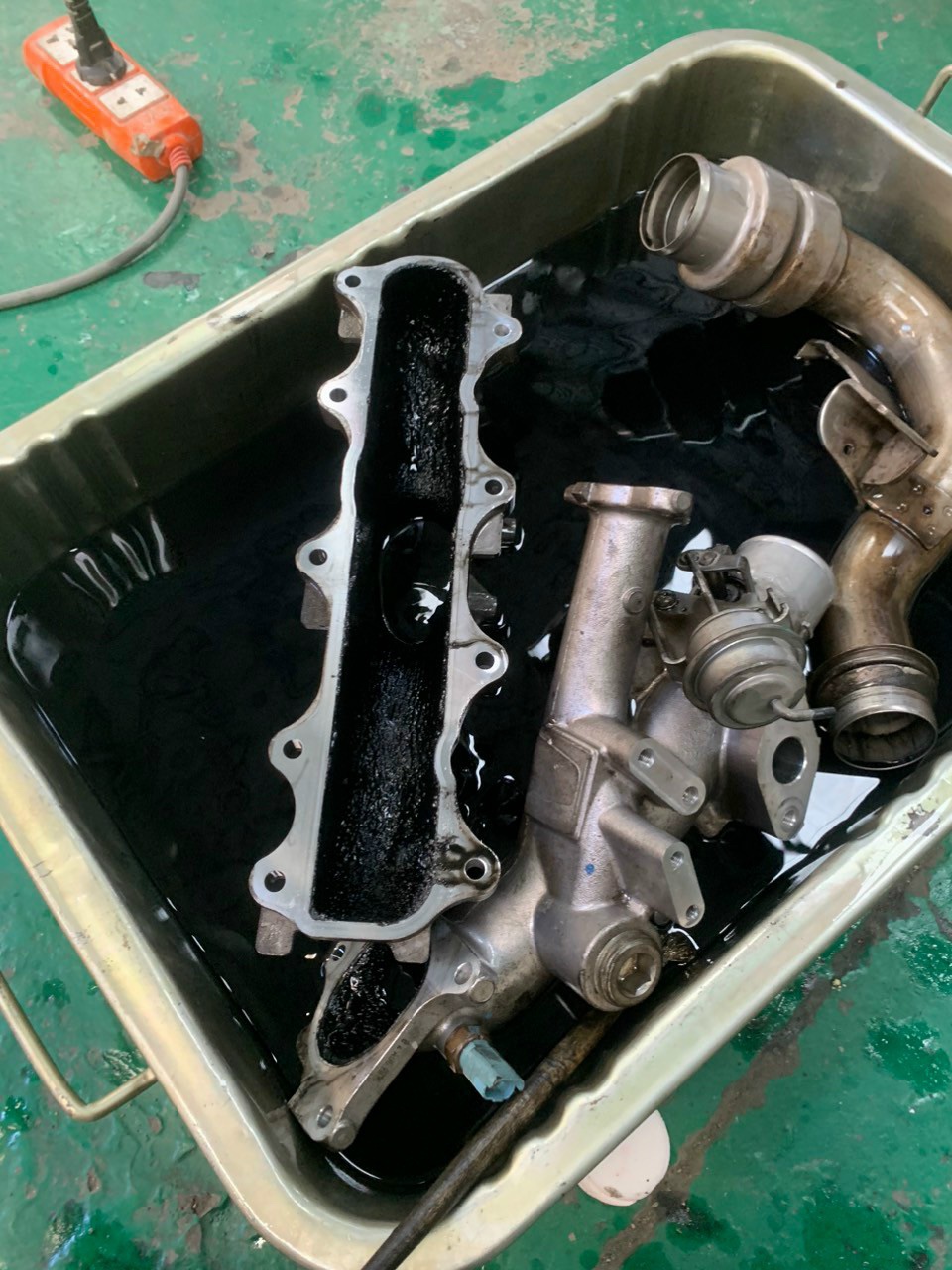 vệ sinh carbon chuyên sâu cho xe Porter